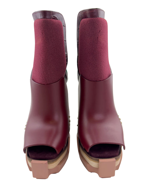 Nicolas Ghesquiere Fall 2010 Runway Mixed Media Wooden Block Heels