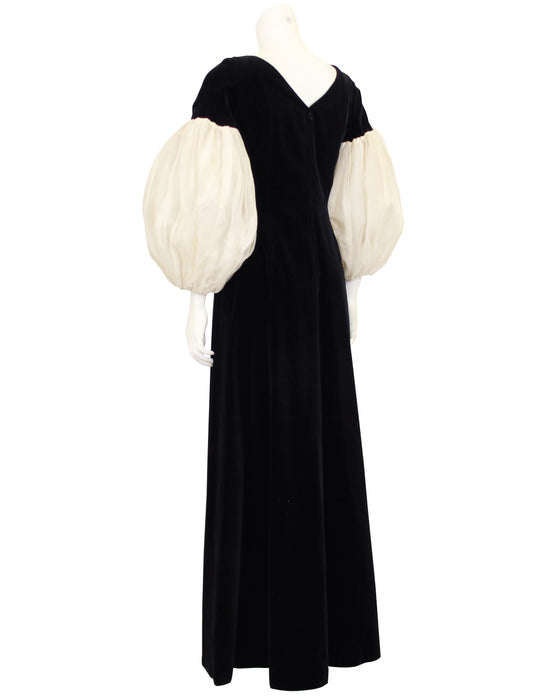 Black Velvet Gown with Cream Puff Sleeves – Vintage Couture Black Velvet Gown with Cream Puff Sleeves – Vintage Couture