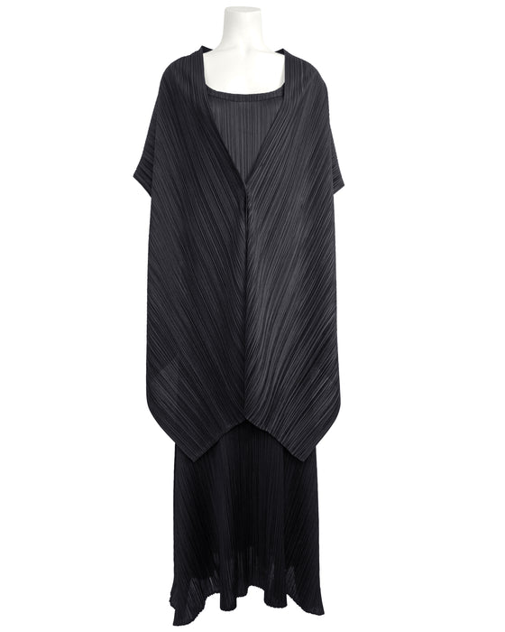 Black Plissé Dress & Jacket Set from 2018