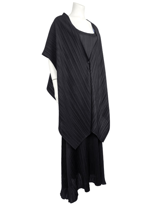 Black Plissé Dress & Jacket Set from 2018