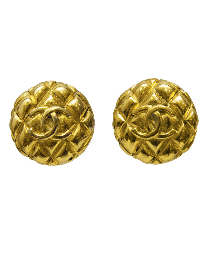 Vintage Chanel Cocomark Round Quilted Earrings Clip-On – Timeless Vintage  Company