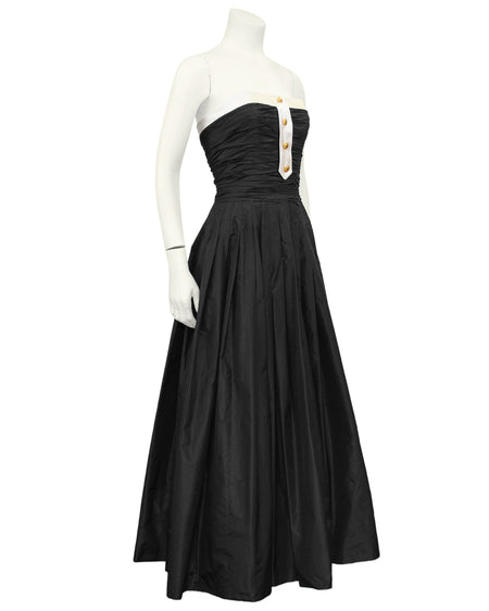 Fashions From History — Evening Dress Coco Chanel c.1938 Museum of  Applied...