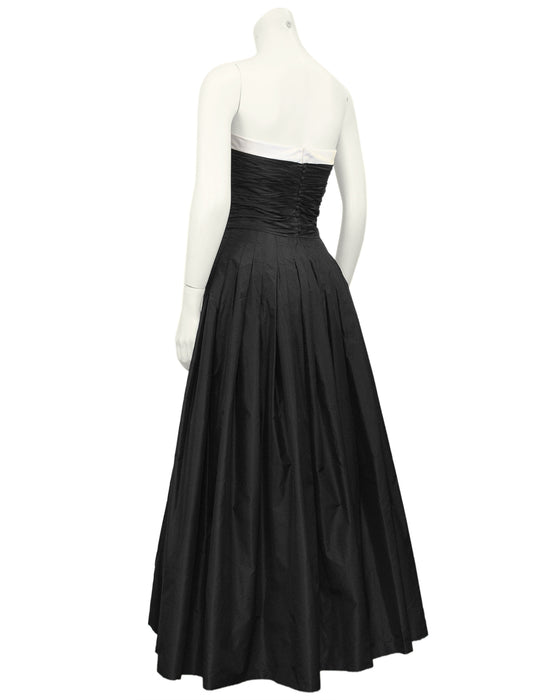 Autumn 1986 Runway Strapless Black Taffeta Tea Length Dress