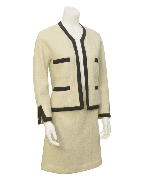 1986/1987 Haute Couture Cream Boucle Jacket and Skirt