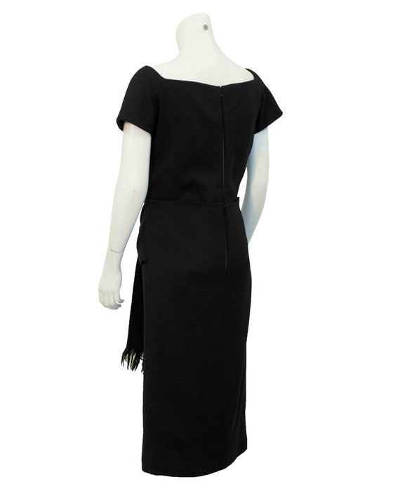 Black short sleeve dress with tie