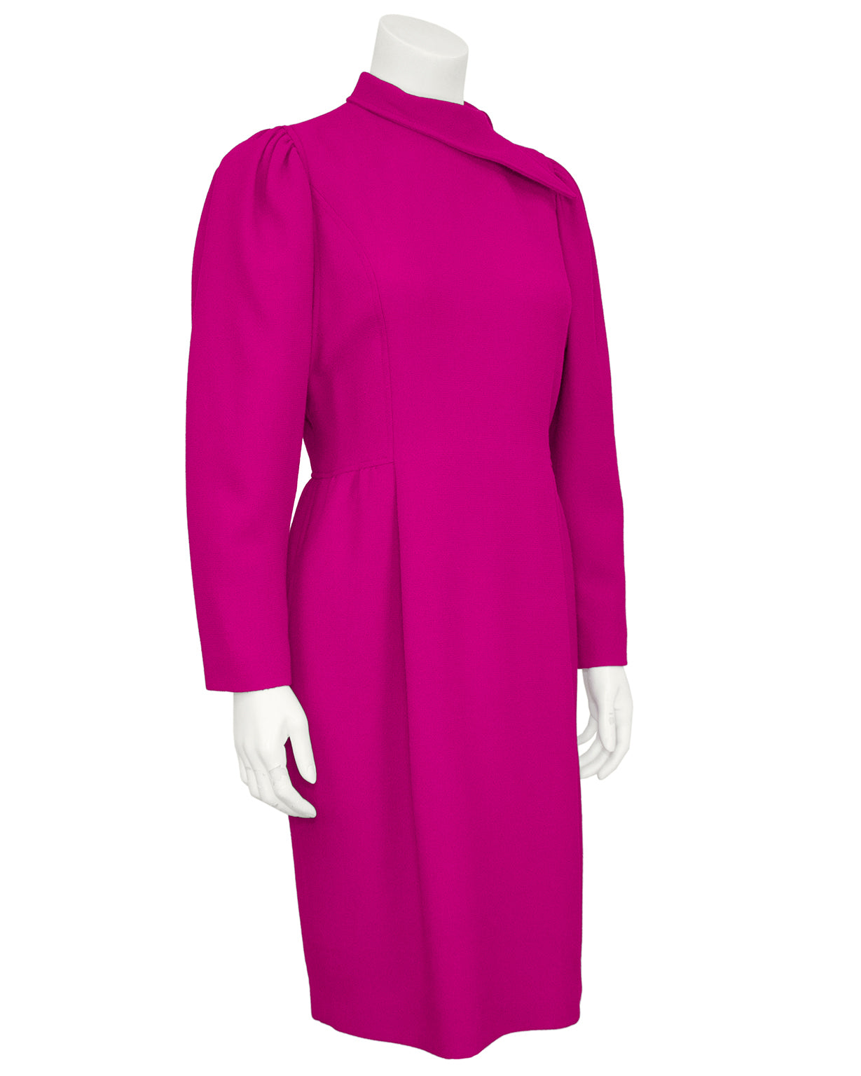 oscar-pink-dress-with-pointy-